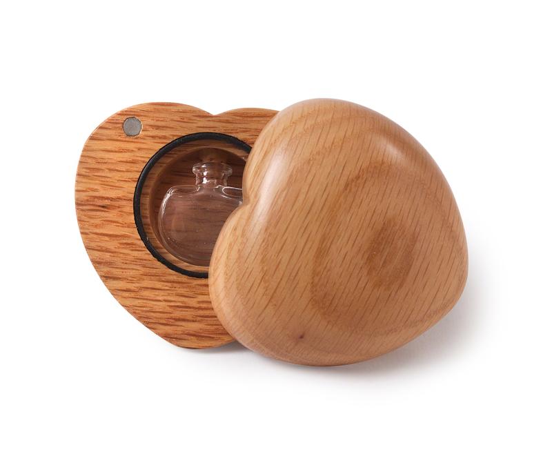 Engraved Wooden Heart (Natural) - Keepsake ( END OF LINE)