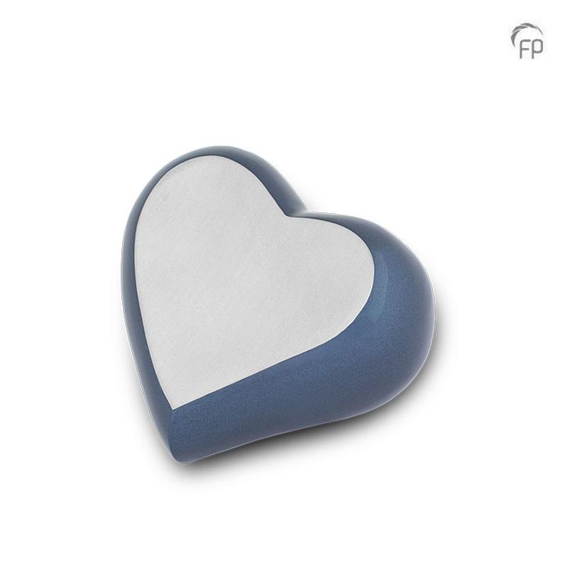 Metal Heart (Blue, Smooth Panel) - Keepsake