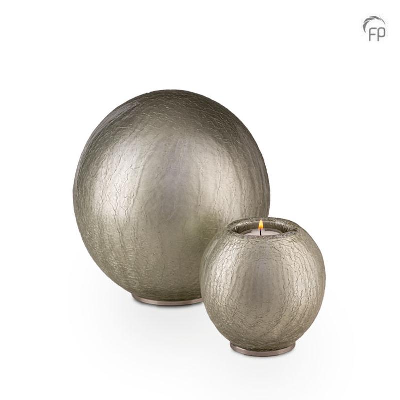 Crystal Round Candle Holder (Silver) - Keepsake 
