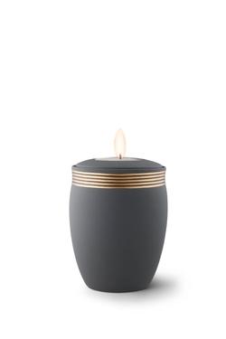 Ceramic Cleo Candle Holder (Graphite) – Keepsake